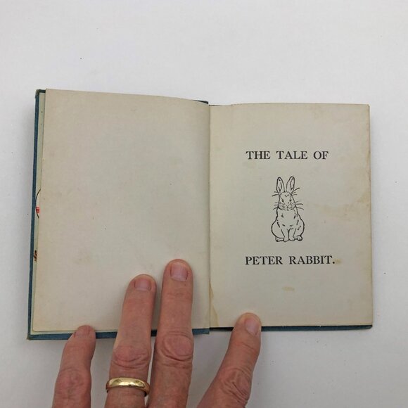 The Tale of Peter Rabbit by Beatrix Potter HB Wee Books for Wee Folks - Picture 6 of 10